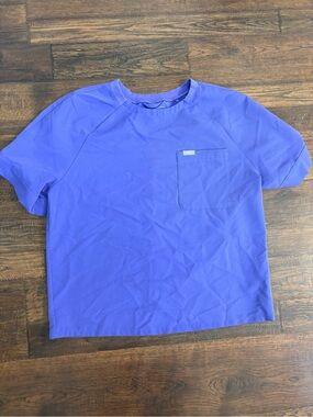 Women’s FIGS Kaumba Raglan Top Amethyst Size medium RARE
